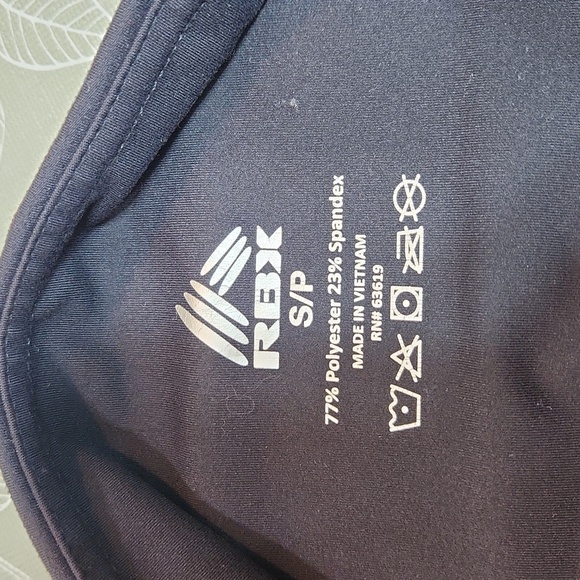 Reebok Capris Leggings - Picture 3 of 10